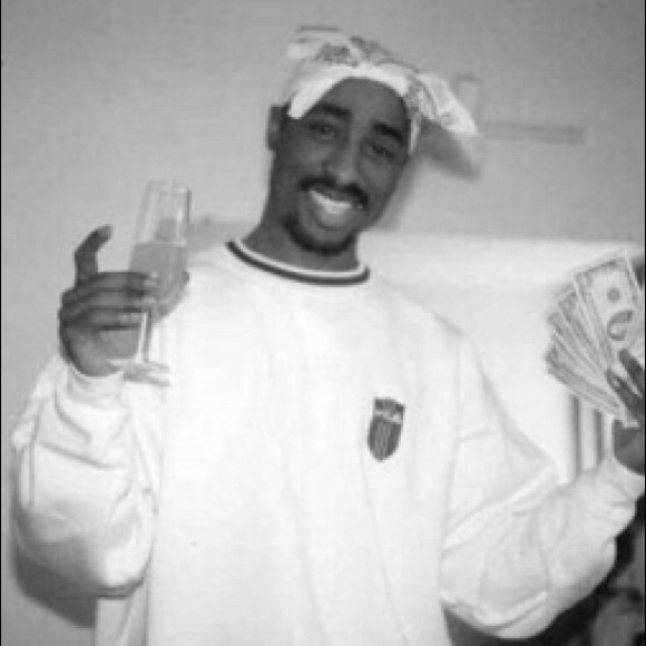 Meet your Posher, Nico - Picture 1 of 1